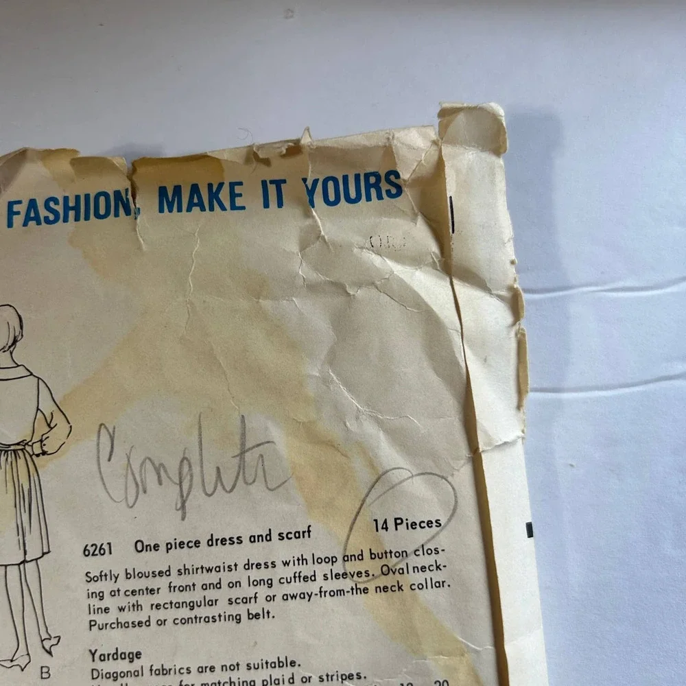 Vogue Vintage 1960's Pattern #6261 One Piece Dress And Scarf‎ Size 18